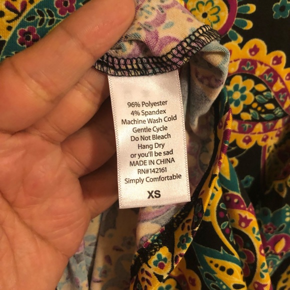 LuLaRoe Irma tunic paisley print - Picture 3 of 4